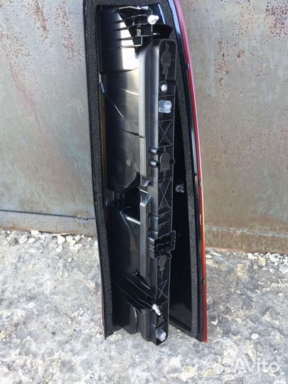 Фанарь задний левый Renault Master с 2010г