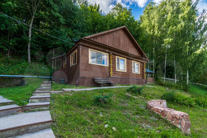 Дом 50 м² на участке 2 га