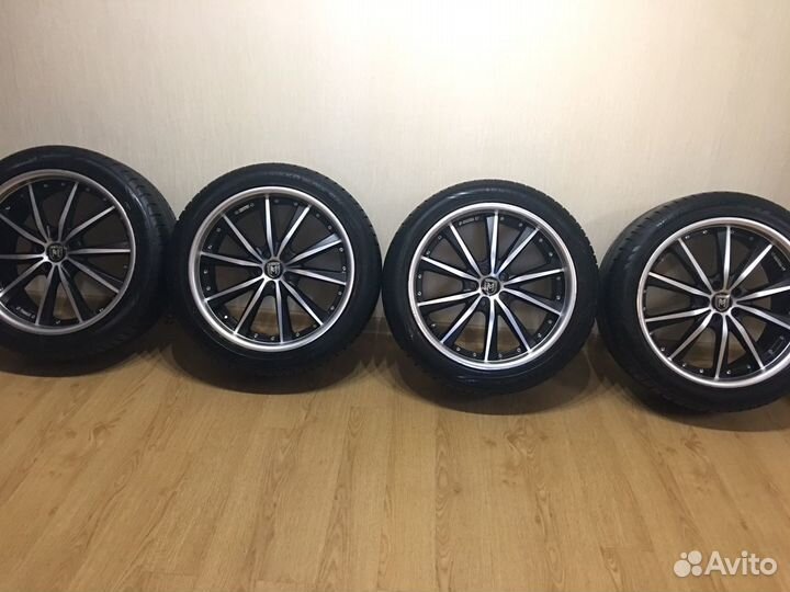 Продаю шины nokian hakka black SUV 255/45R20 с лит