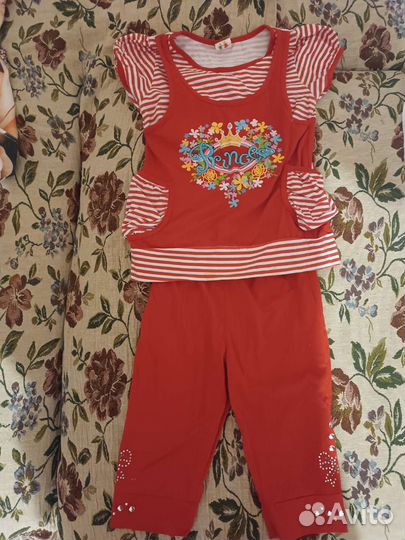 Два костюма на девочку возраст 5 лет