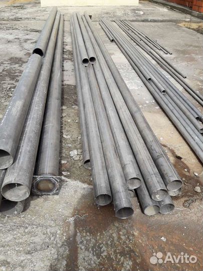 Титановая труба