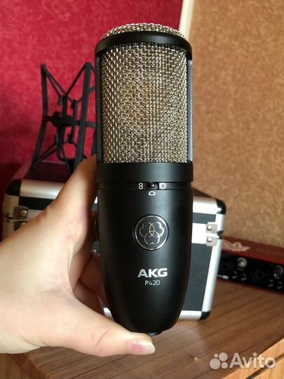 Студийный конденсаторный микрофон akg p420