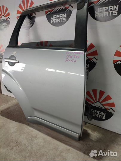 Дверь задняя правая Mitsubishi Outlander