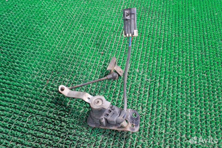 Датчики положения кузова комплект GMC Yukon GMT800