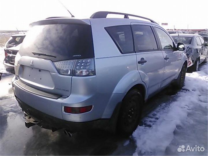 Разбор на запчасти Mitsubishi Outlander XL