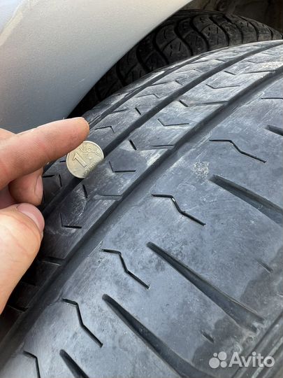 Nexen Roadian CT8 215/65 R17