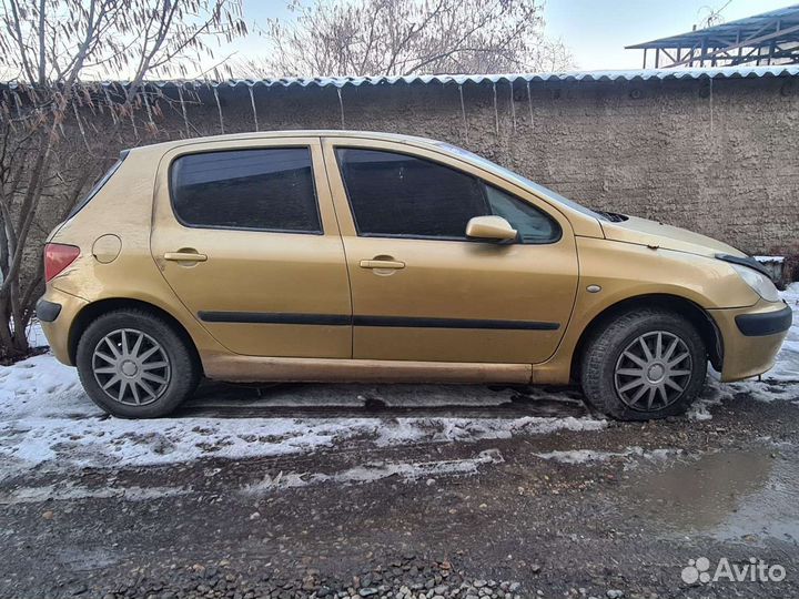 Автомобиль в разбор Peugeot 307