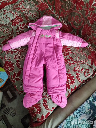 Зимний комбинезон для девочки
