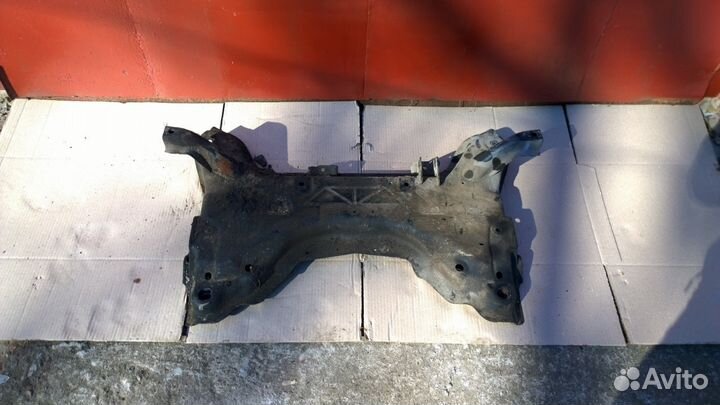 Подрамник Ситроен С4 2004-2011, Peugeot 307