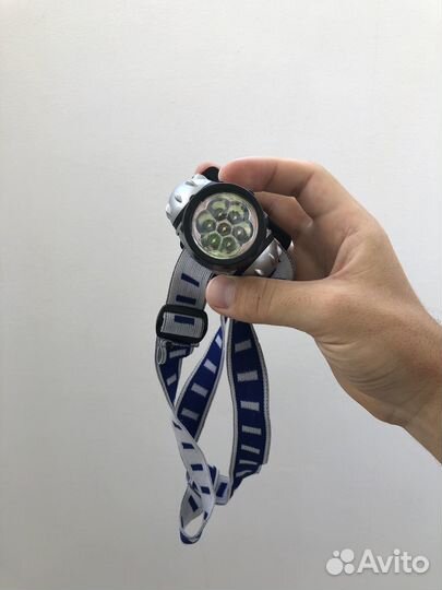 Налобный фонарик