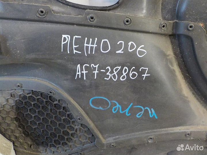 Обшивка двери передней правой Peugeot 206 1998-20