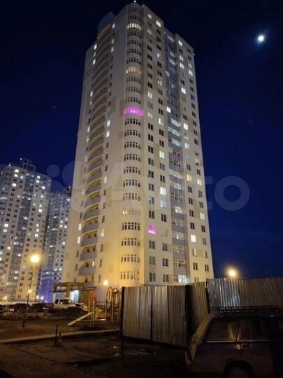 2-к. квартира, 62 м², 4/25 эт.