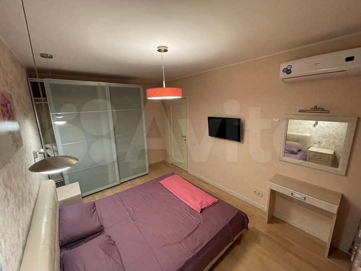 3-к. квартира, 120 м², 4/6 эт.