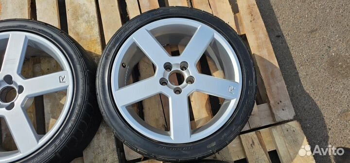 R18 Goodyear Eagle Revspec RS-02 235/40, PCD 5x108 DIA 65