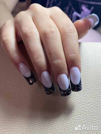 Маникюр, наращивание ногтей