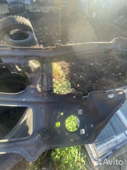 Теливизор на е39 в сборе. M52b25