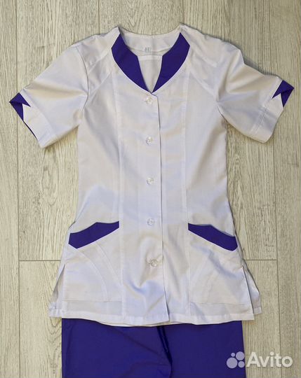 Медицинский костюм женский