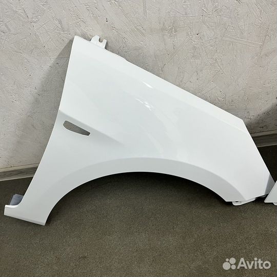 Крыло Солярис в цвет