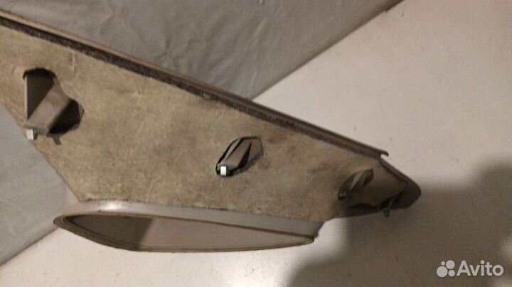 Накладка стойки Opel Vectra B правая задняя 95-02г