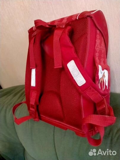 Рюкзак школьный