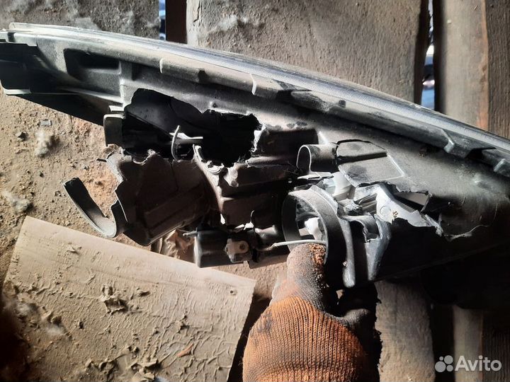 Фара левая Chery Tiggo 4 2020 разбит корпус