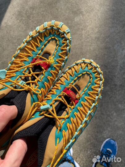 Keen & topo designs size 40