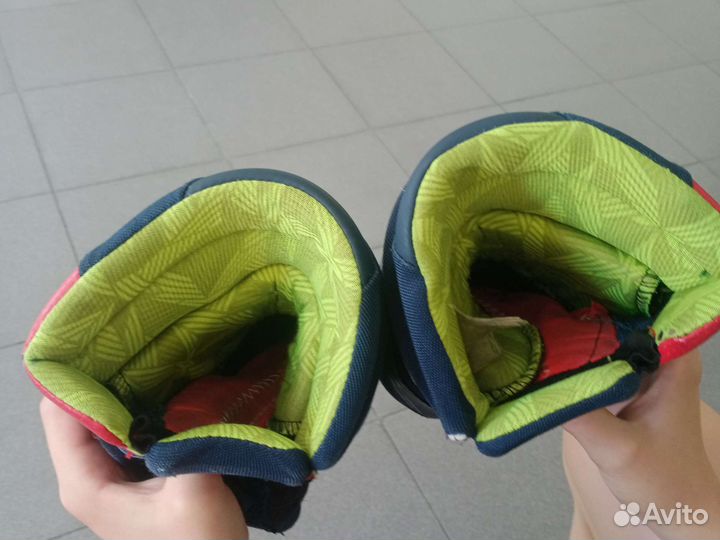 Краги хоккейные 12