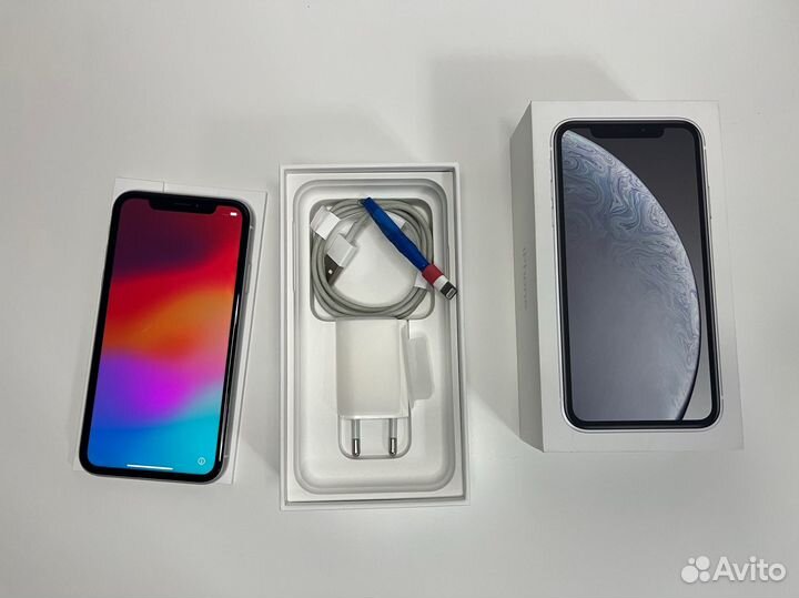 iPhone Xr, 128 ГБ