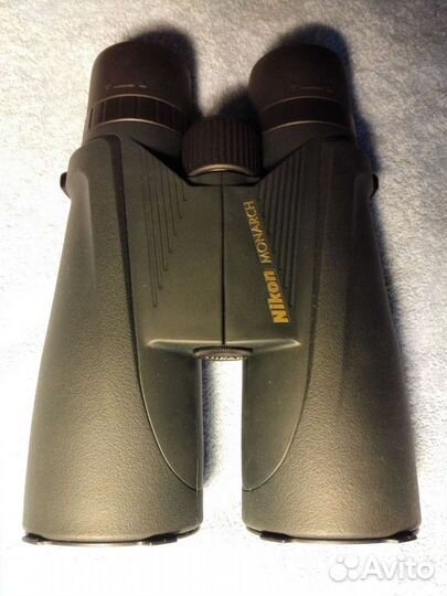 Бинокль Nikon Monarch 12x56