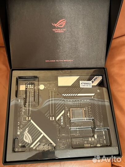 Asus Maximus xiii Apex