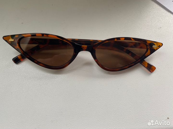 Солнцезащитные очки