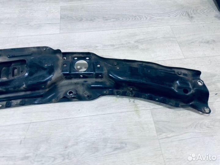 Элемент панели передний Land Rover Range Rover LM