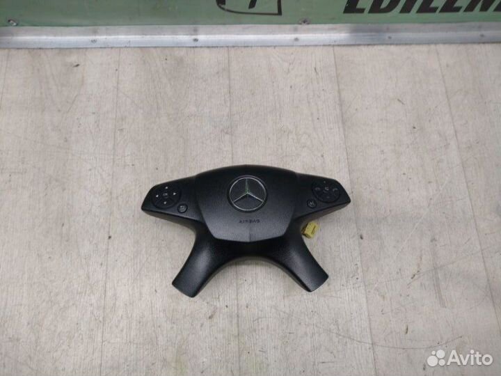 Подушка безопасности в руль Mercedes-Benz C-Class