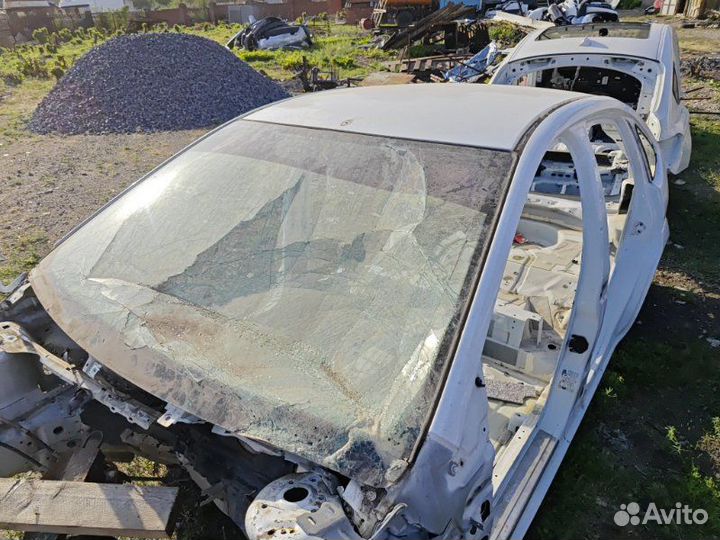 Крыша Ford Focus 2 хэтчбек 1.6 duratec 2009