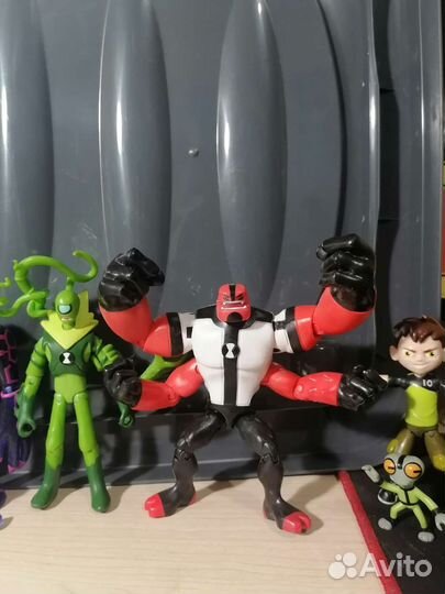 Фигурки Бен тен10