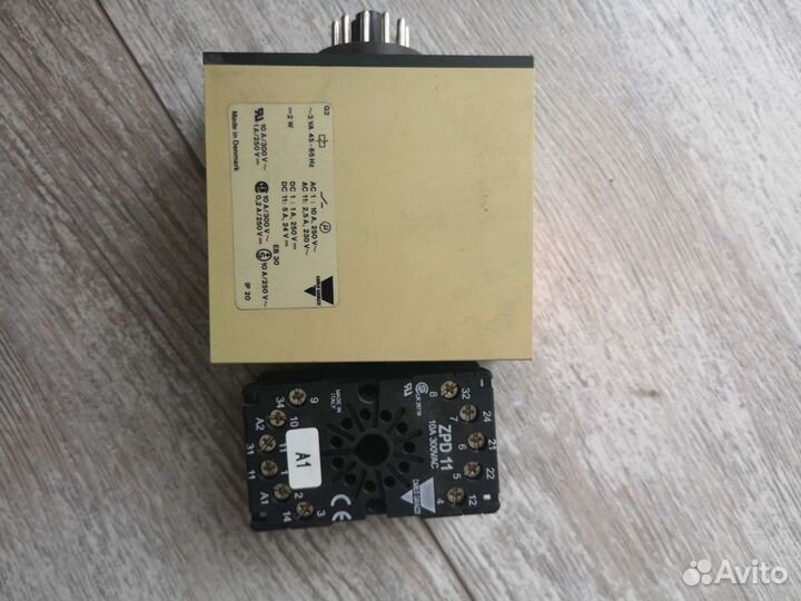 Реле задержки времени Carlo Gavazzi