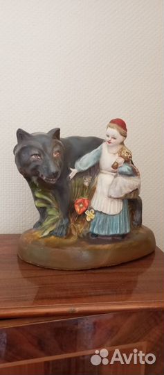 Гипс. Красная шапочка и серый волк. Кунгур