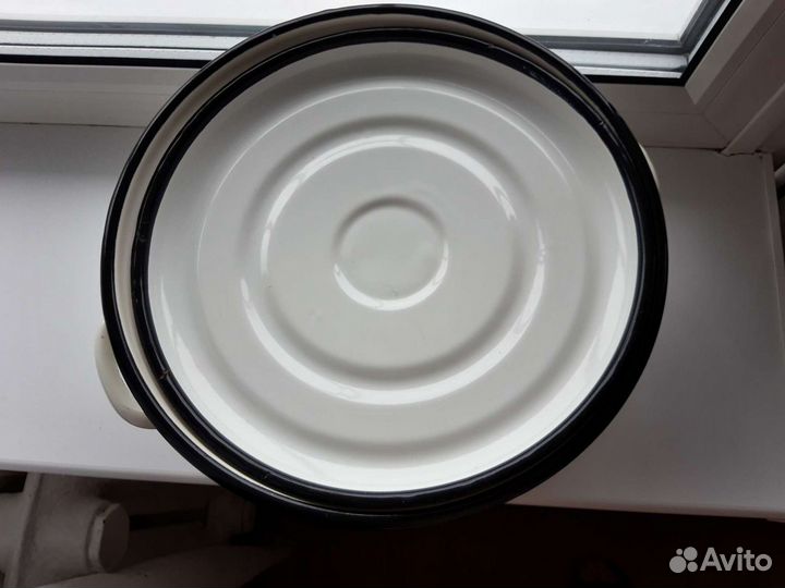 Эмалированная кастрюля (3,5л)