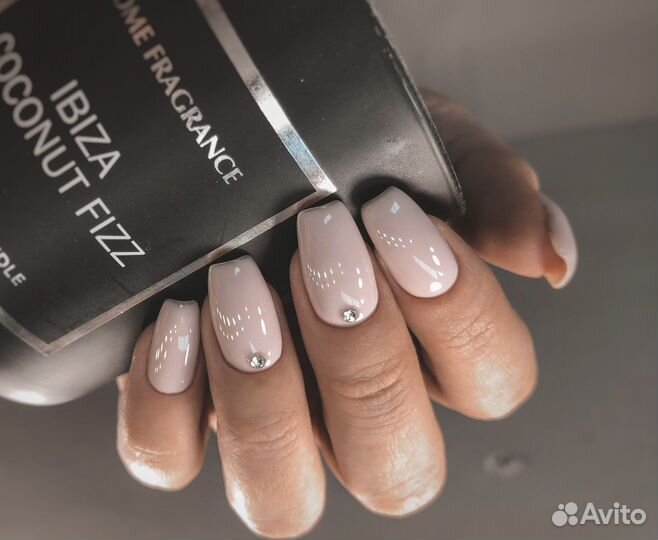 Маникюр педикюр