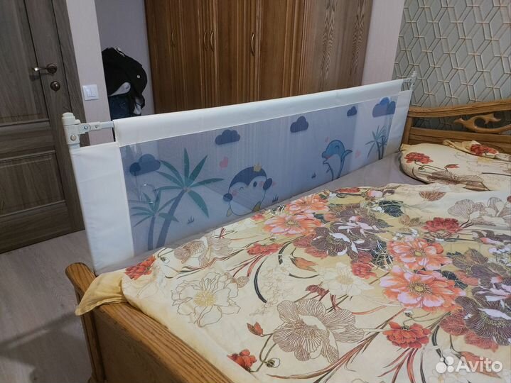 Защитный барьер для детей на кровать