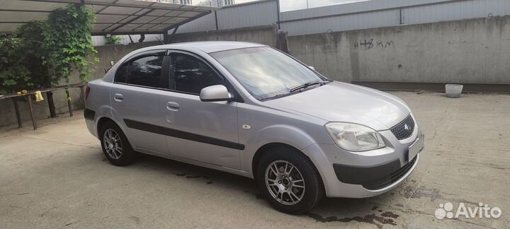 Kia Rio 1.4 МТ, 2006, 400 200 км