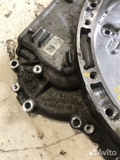 Крышка двигателя Мерседес