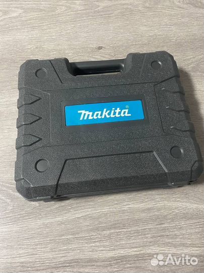 Шуруповерт makita