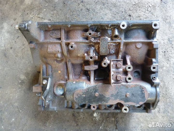 Блок двигателя Mitsubishi L200 KB4T 4D56 2008