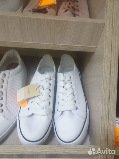 Bershka новые женские кросовки