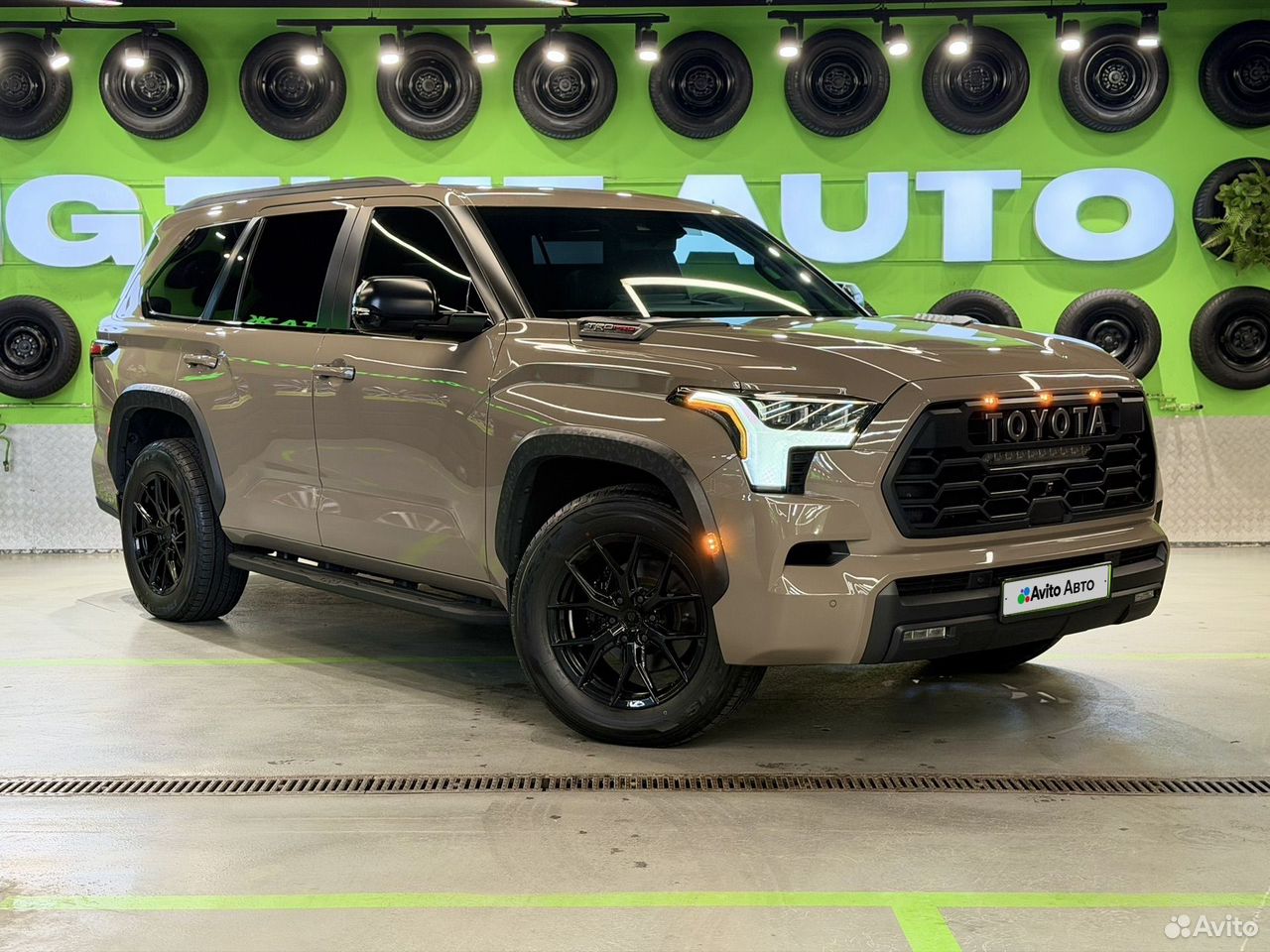 Toyota Sequoia 3.5 AT, 2024, 31 372 км