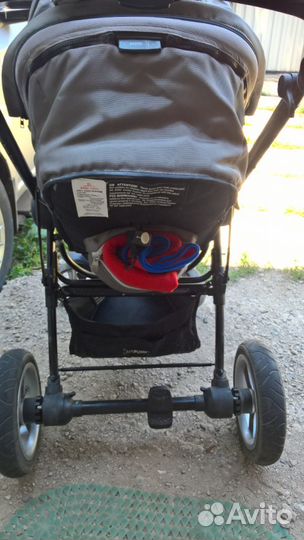 Коляска маневренная,надежная,съемная