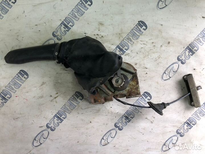 Рычаг стояночного тормоза ford mondeo 1