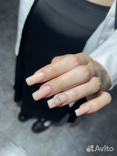 Маникюр, педикюр, наращивание