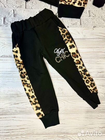 Тигровый костюм тройка